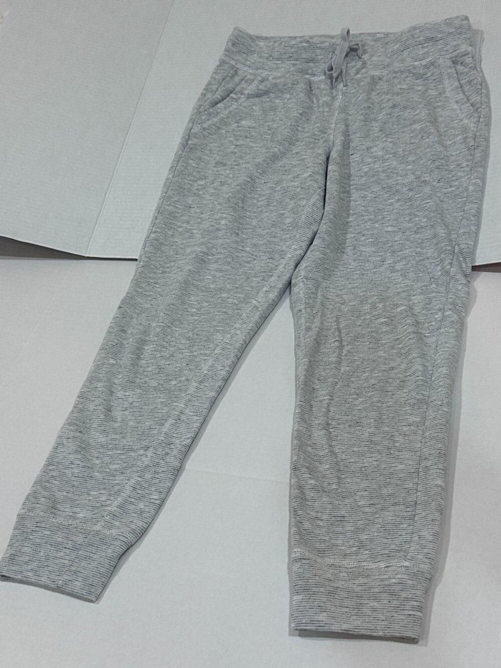 Champion Women’s Jogger Sweatpants Size Small Gray Heather Cotton Blend Cropped